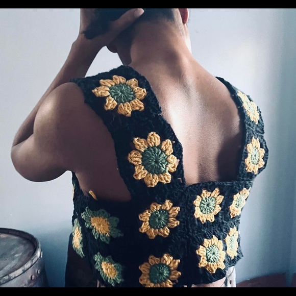 Crochet Granny Square Top - Picture 2 of 5